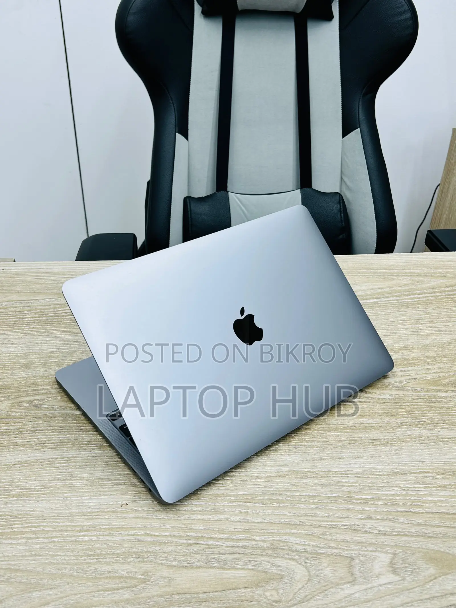 Laptop Apple MacBook 2019 8GB Intel Core i5 SSD 128GB