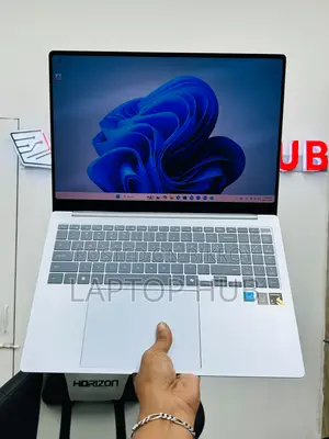Laptop Samsung Galaxy Book4 16GB Qualcomm Snapdragon X Elite SSD 512GB