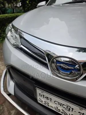 Toyota Corolla Fielder 1.5 Hybrid Front-Wheel Drive 2020 Silver
