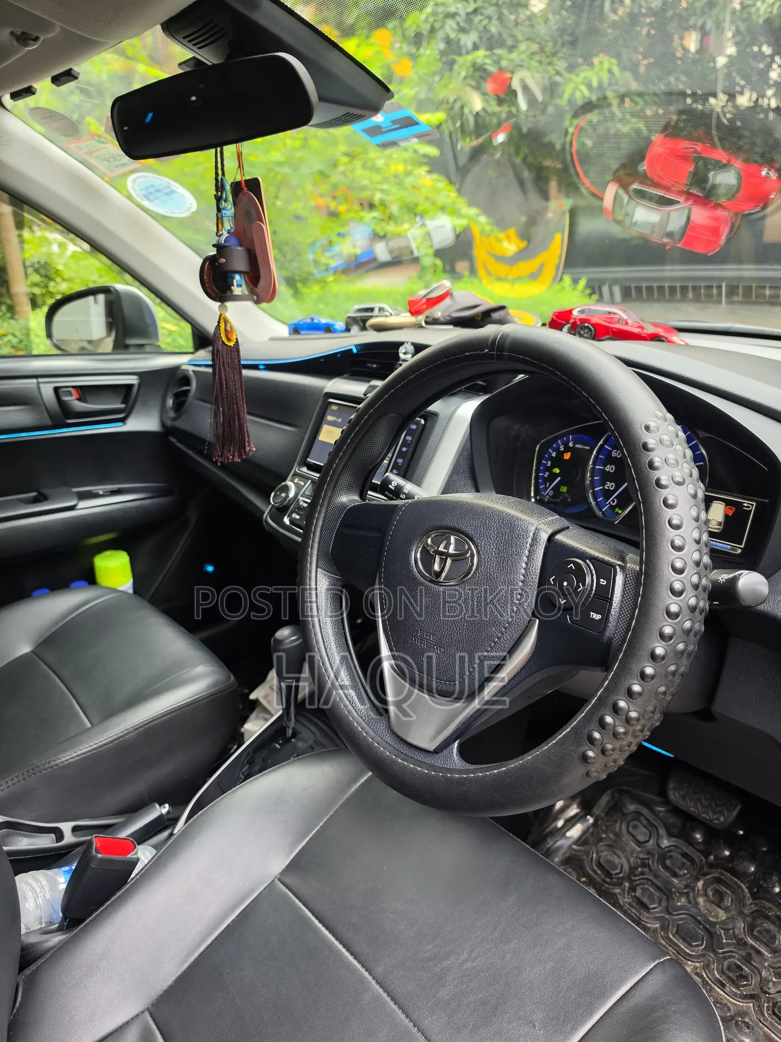 Toyota Corolla Fielder 1.5 Hybrid Front-Wheel Drive 2020 Silver