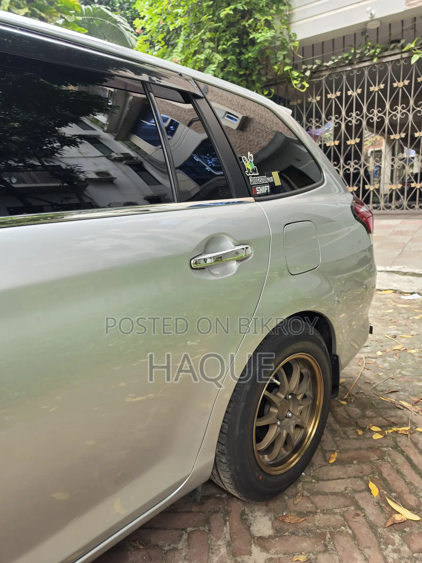 Toyota Corolla Fielder 1.5 Hybrid Front-Wheel Drive 2020 Silver
