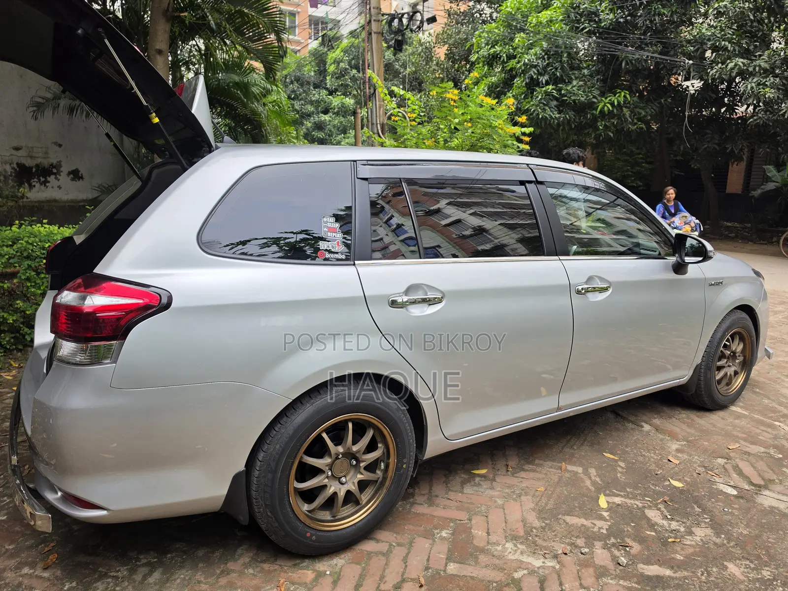 Toyota Corolla Fielder 1.5 Hybrid Front-Wheel Drive 2020 Silver