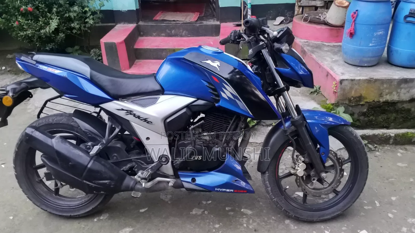 TVS Apache RTR 160 4V 2022 Blue