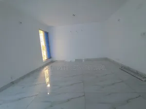 বনানীতে ৩ বেডরুমের অ্যাপার্টমেন্ট ভাড়ার জন্য