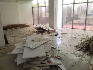 গুলশান ১ গোলচত্বরে ১৫০০ বর্গফুটের বাণিজ্যিক অফিস স্পেস ভাড়ার জন্য