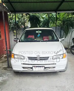 Toyota Corolla 160i GLE 1996 White