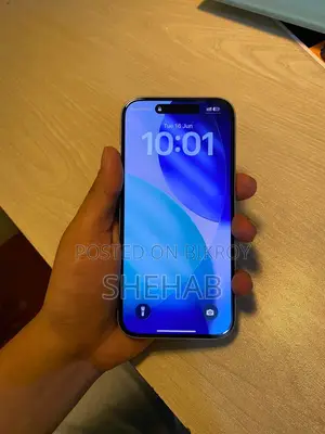 Apple iPhone 15