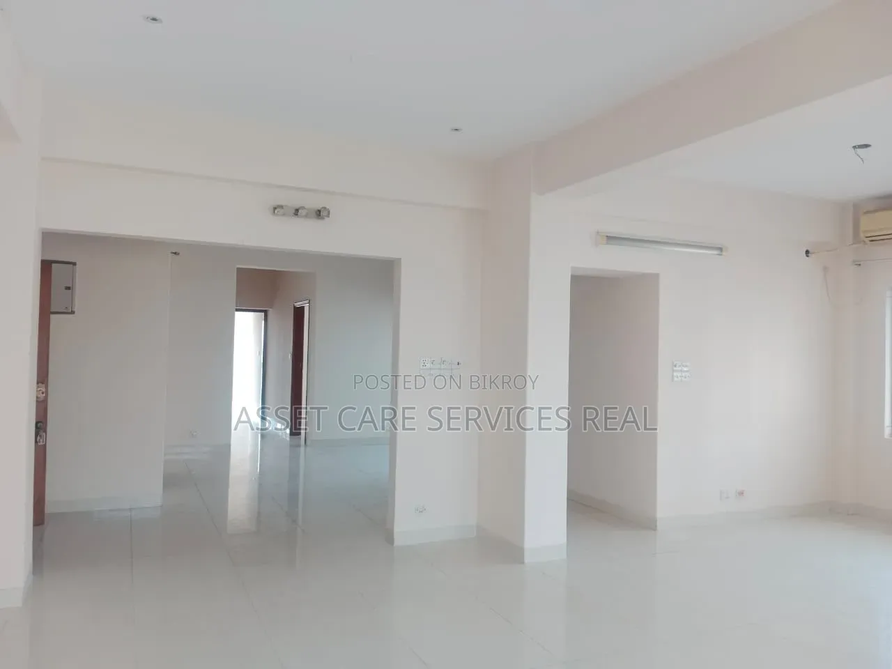 বনানীতে ৩ বেডরুমের অ্যাপার্টমেন্ট ভাড়া দেওয়া হবে