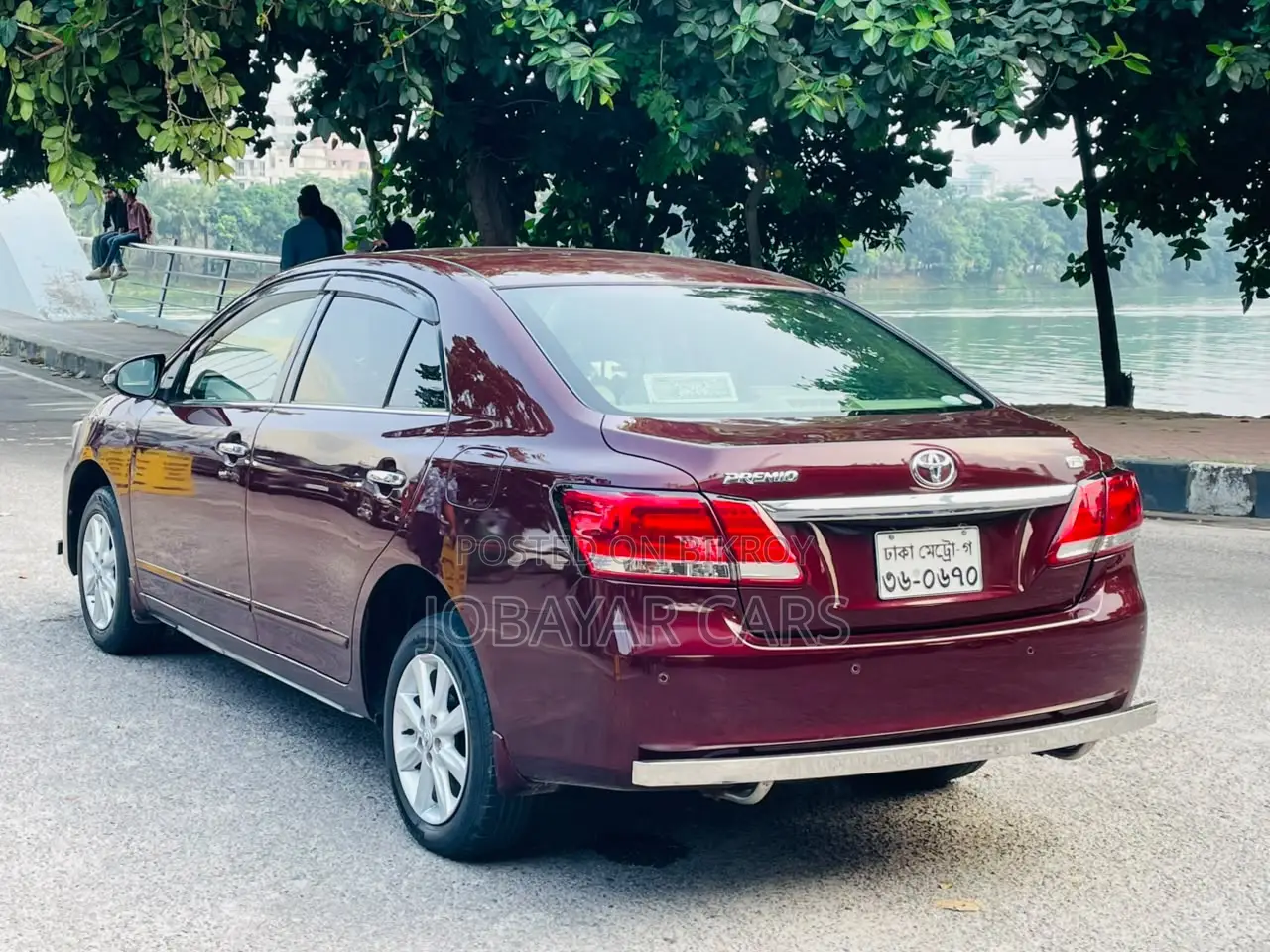 New Toyota Premio 2017 Maroon