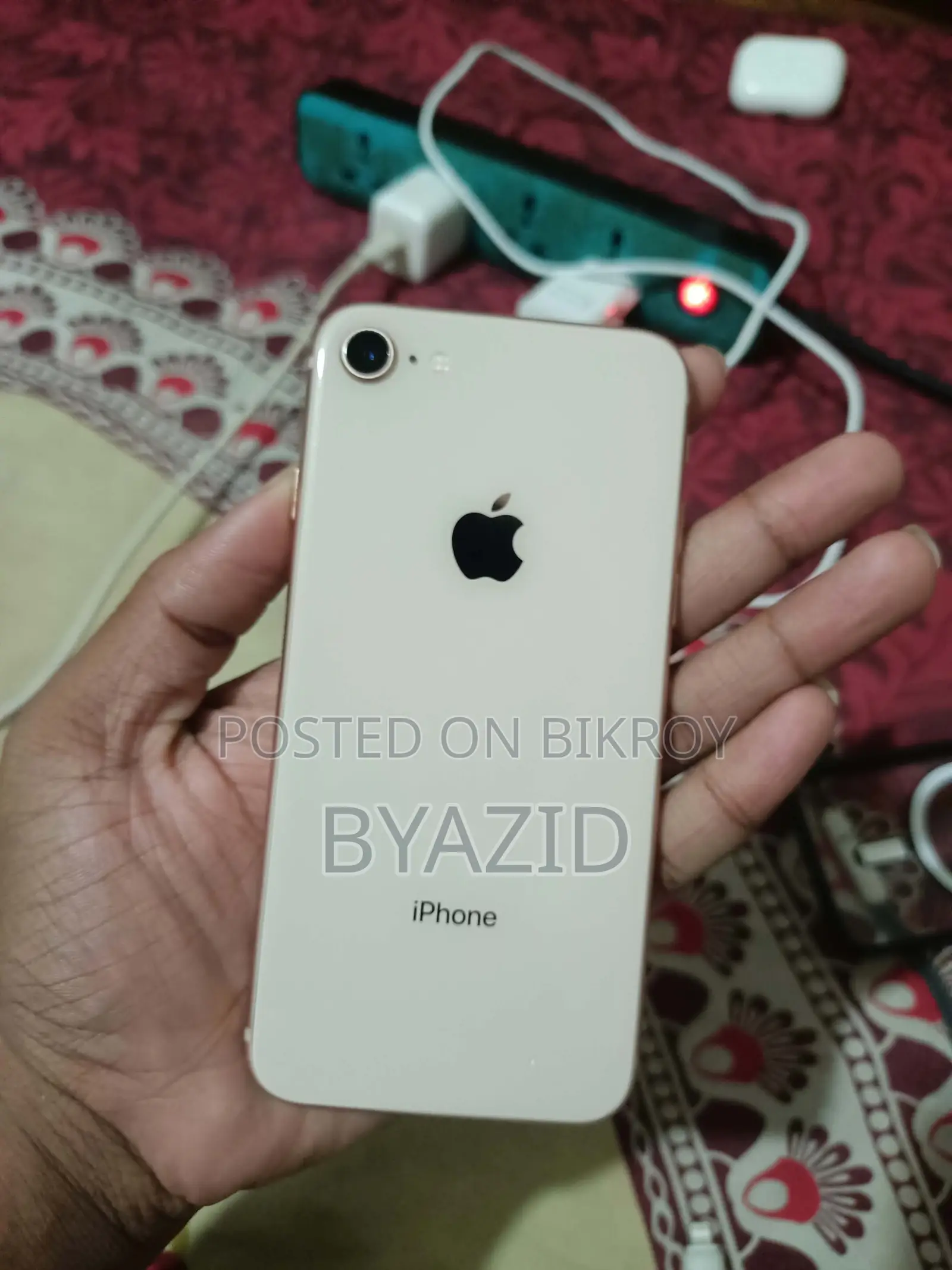 Apple iPhone 8 128 GB Gold
