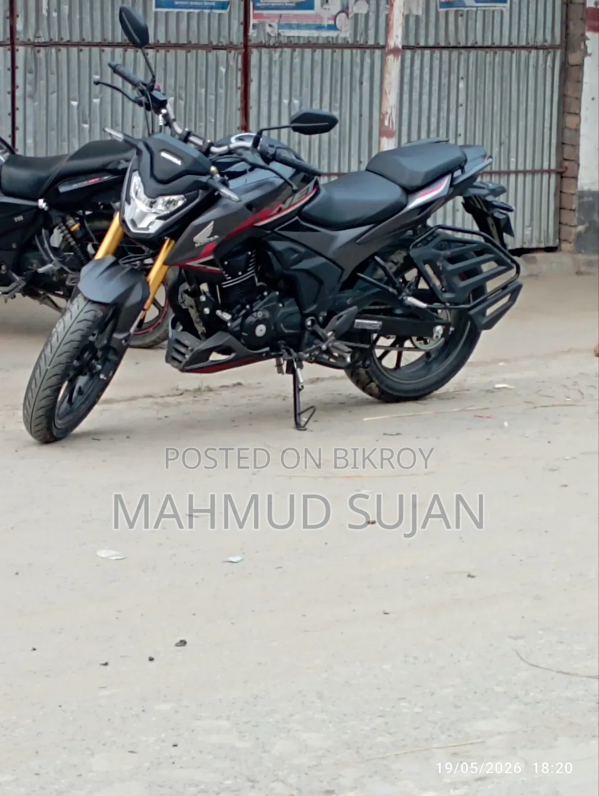 Honda Hornet 2.0 2026 Black