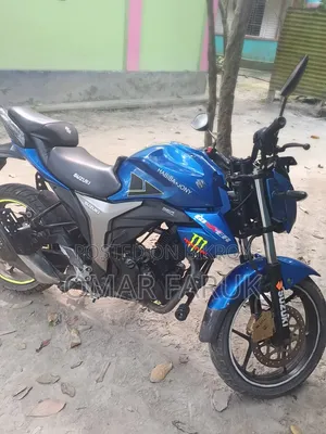 সুজুকি গিক্সার ২০২২ ব্লু