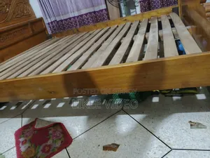 Bed for Sale 6-7 Feet
