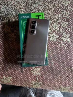 Infinix Hot 50 Pro+ 4G 256 GB Graphite