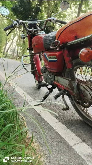 Honda 2015 Red