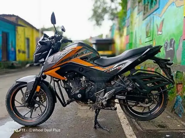 Honda CB 2019 Gray