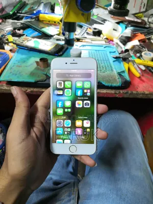 Apple iPhone 6s 16 GB Silver