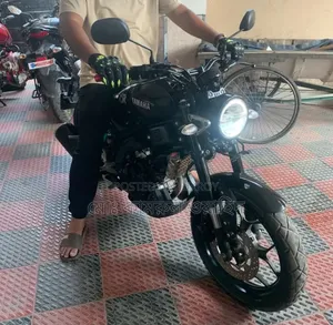 Yamaha XSR700 2022 Black