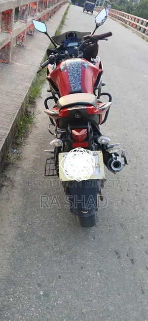 ইয়ামাহা ফেজার ভি২ ২০১৯ লাল