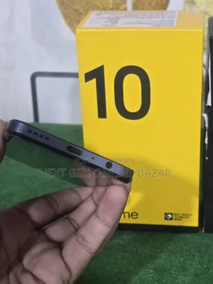 রিয়েলমি ১০ ৬৪ জিবি কালো