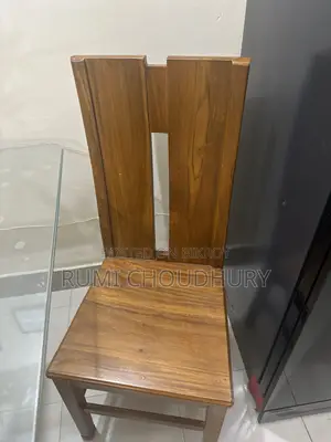 সেগুন কাঠের ডাইনিং টেবিল