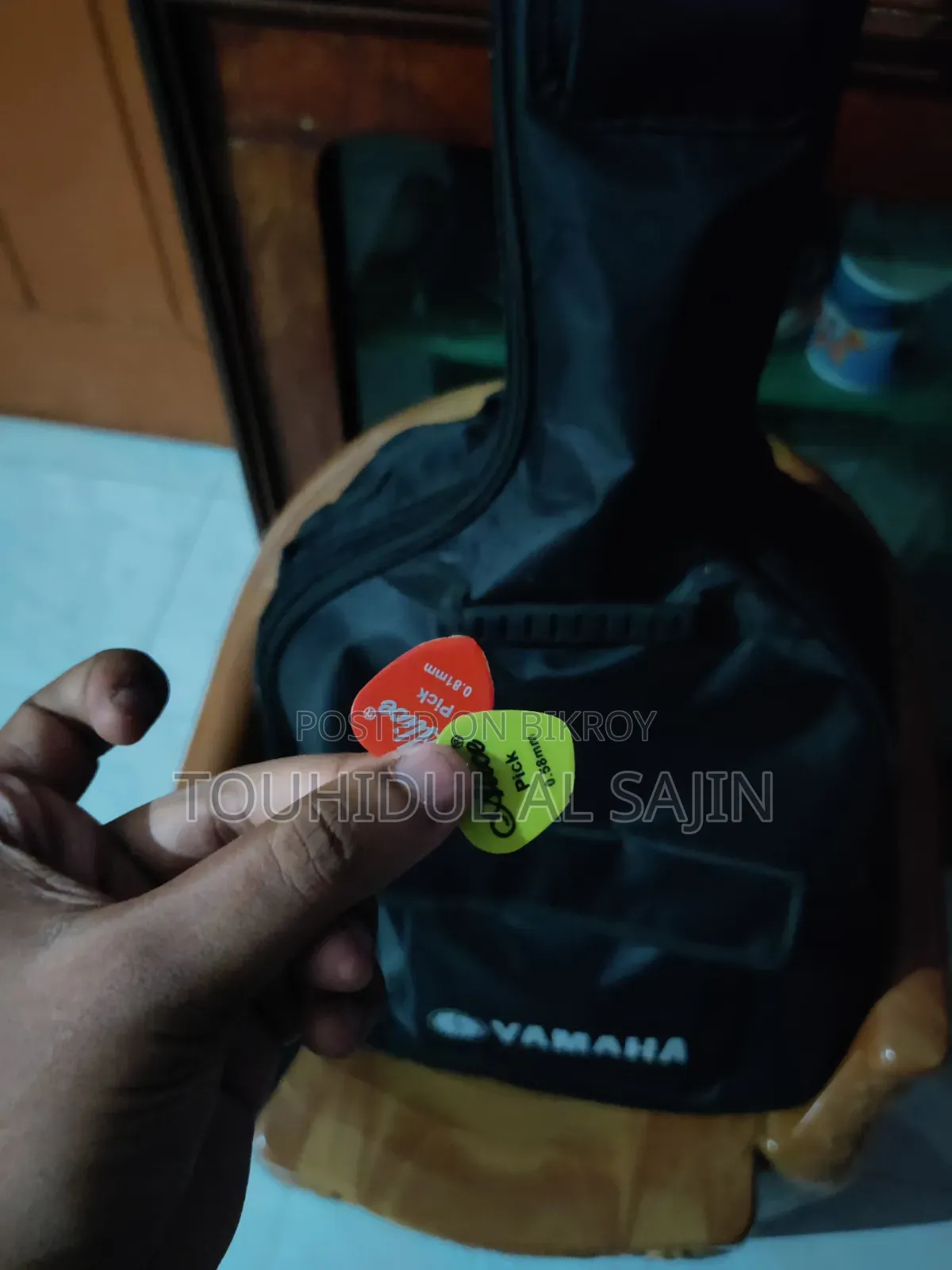 Yamaha Fx280 Acoustic Electrical Guitar
