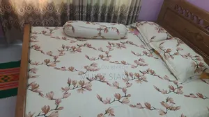 Teak (Segun) Wood Bed (Lacquer Polish)