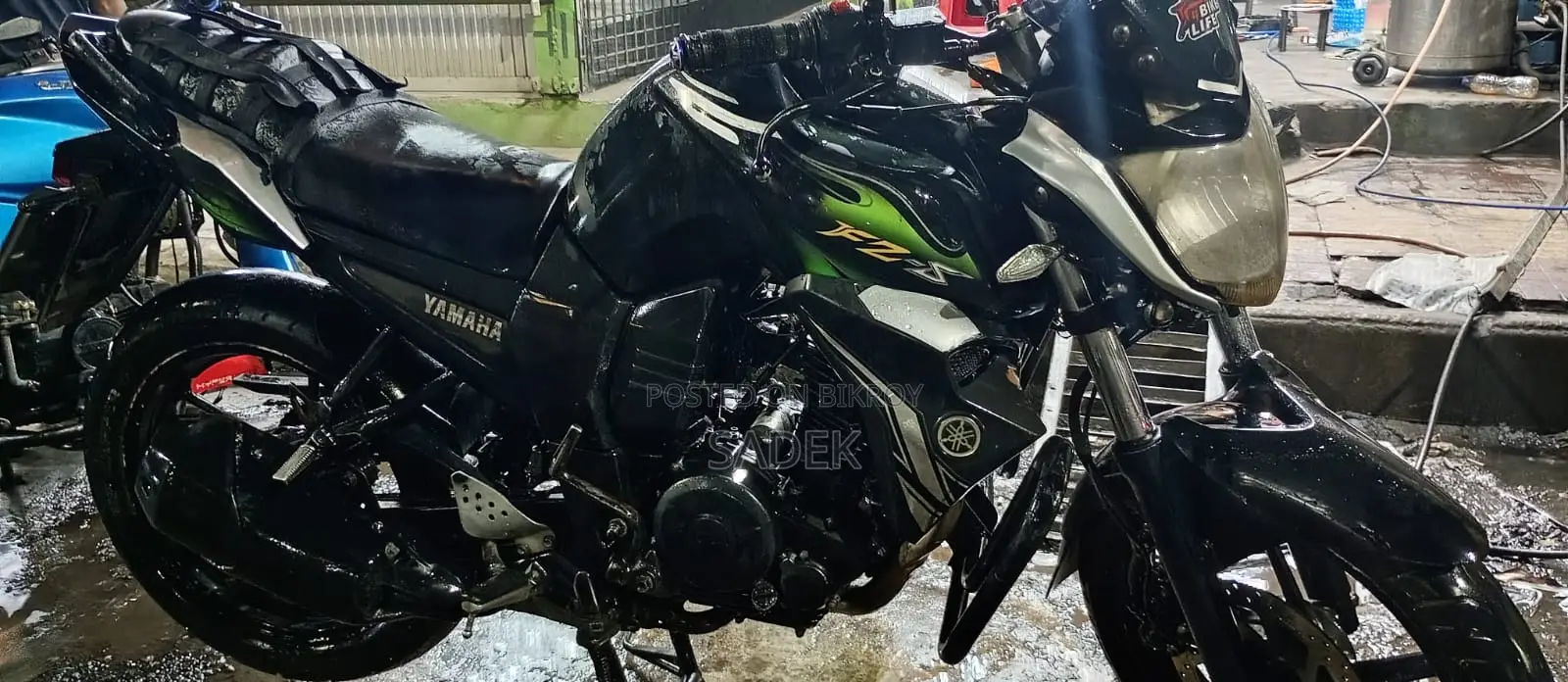 ইয়ামাহা ফেজার ভি১ ২০১১ নীল