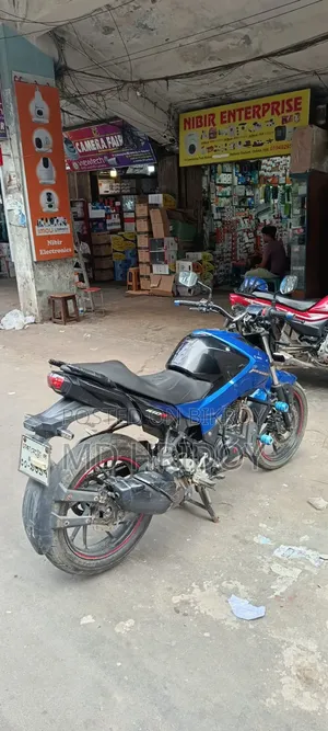 Hero Thriller 160R 2021 Blue