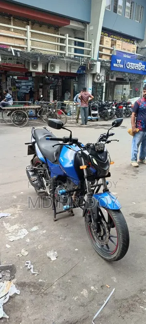 Hero Thriller 160R 2021 Blue