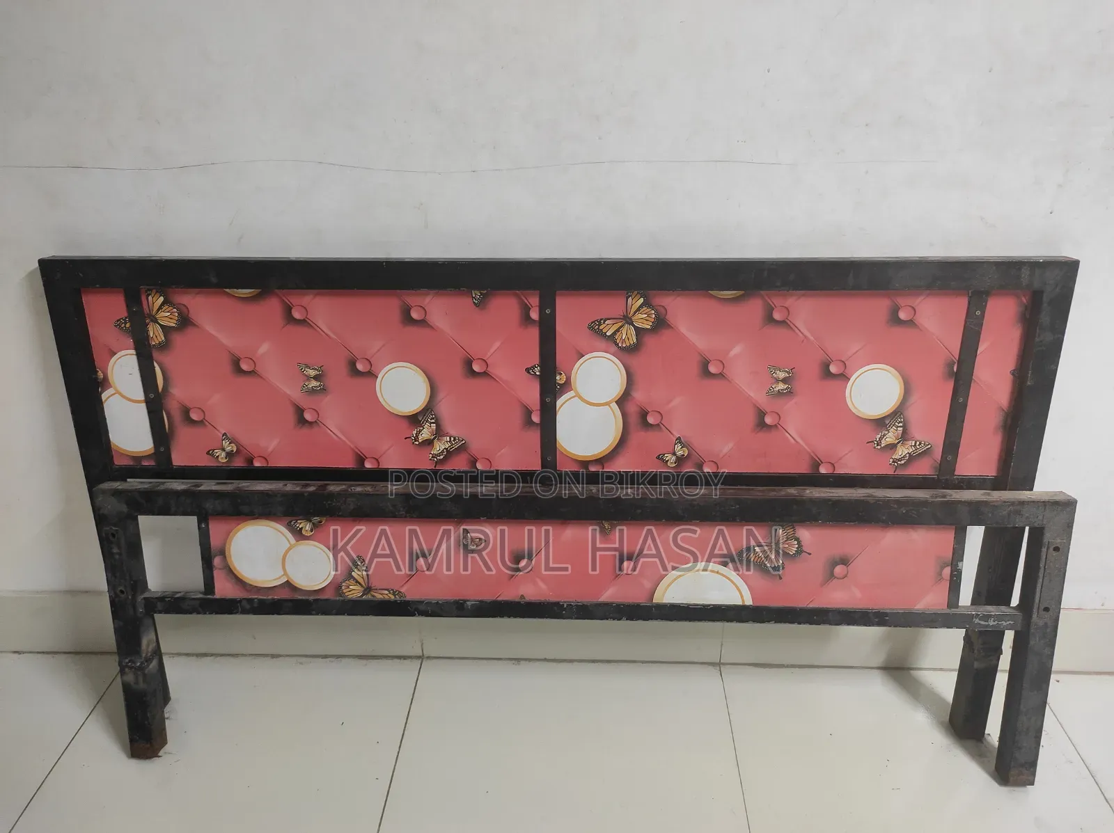 An Iron Bed 6"/5" for Sale