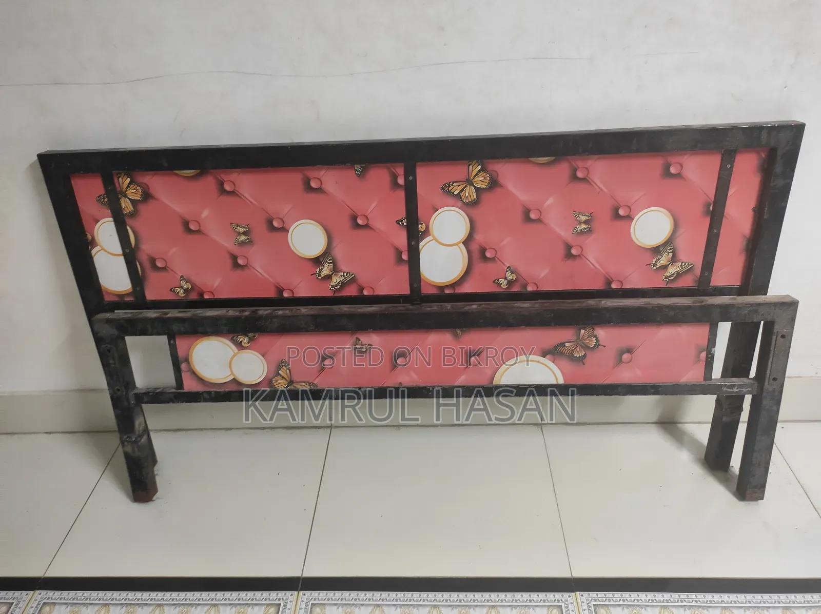 An Iron Bed 6"/5" for Sale