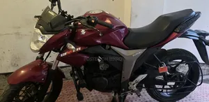 নতুন সুজুকি জিক্সার ২০২৫ রেড