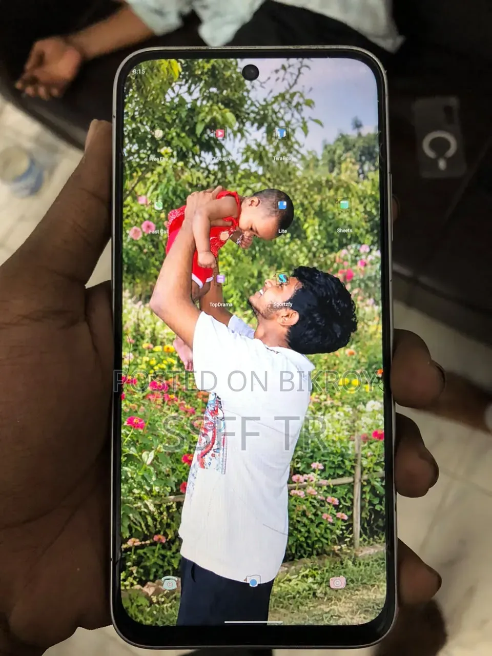 নিউ আইটেল সিটি ২০০ ১২৮ জিবি সিলভার