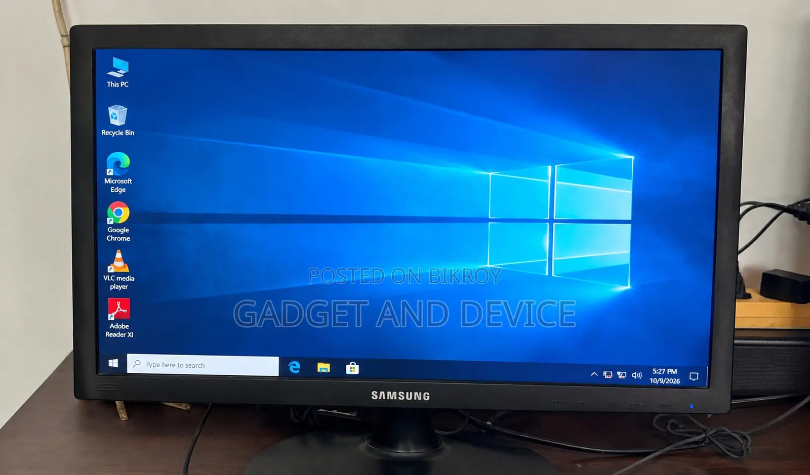 Samsung 19 Inch Monitor With Original Adapter