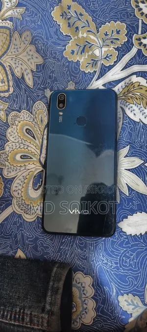 Vivo Y11 32 GB Black