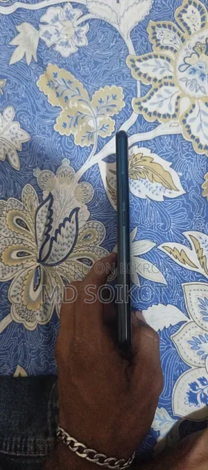 Vivo Y11 32 GB Black