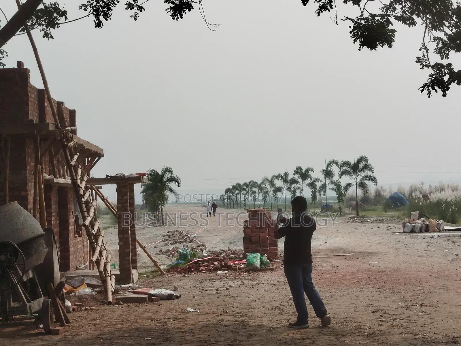 Land & Plots for Sale
