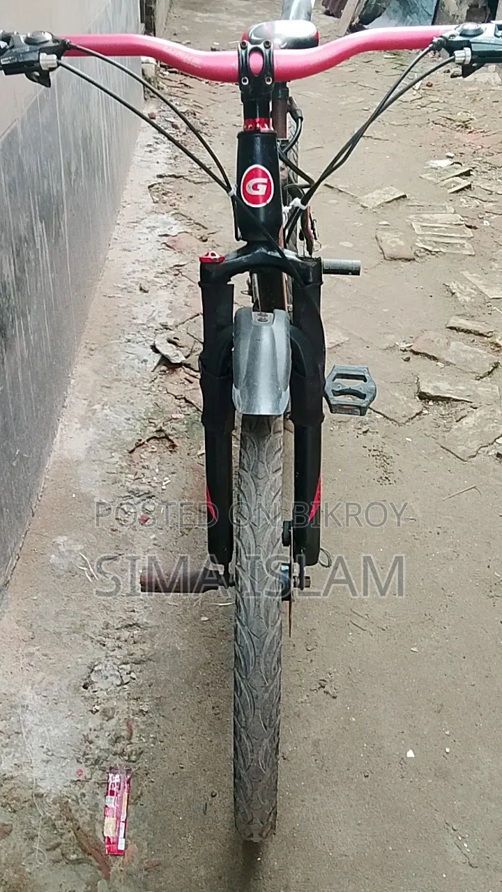 একটি সাইকেল বিক্রি হবে