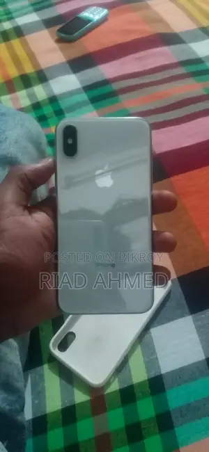 Apple iPhone X 64 GB White