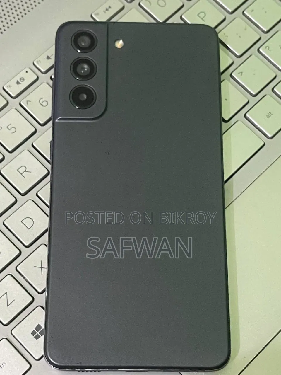 স্যামসাং গ্যালাক্সি এস২১ ৫জি ১২৮ জিবি ব্ল্যাক