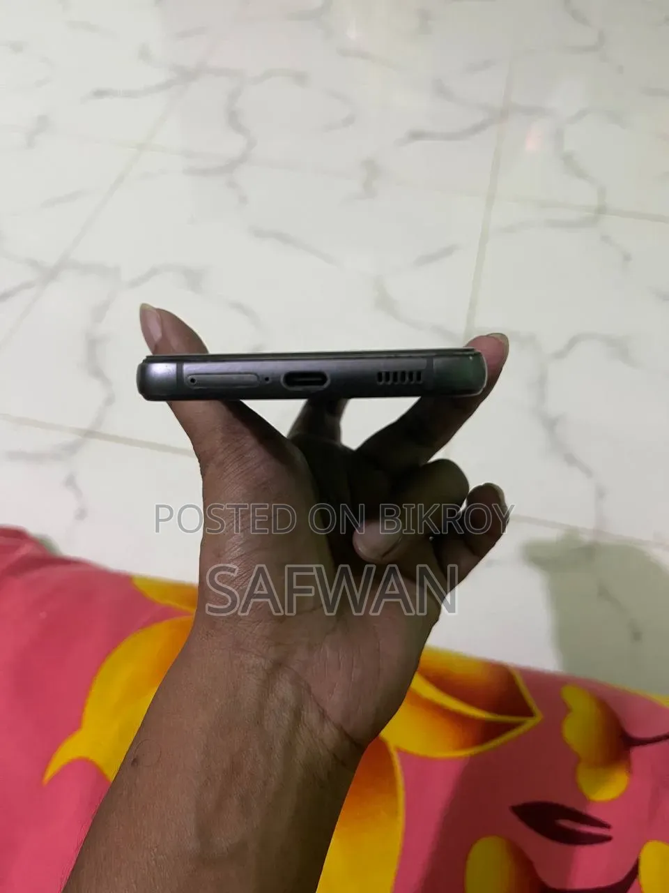 স্যামসাং গ্যালাক্সি এস২১ ৫জি ১২৮ জিবি ব্ল্যাক