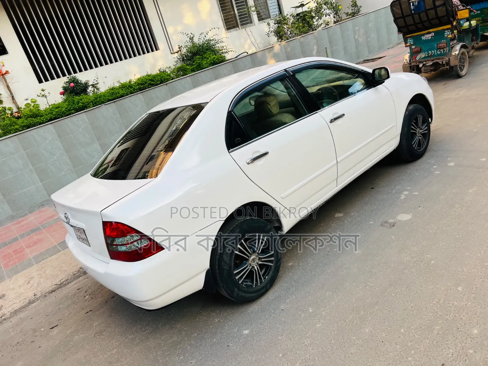 Toyota Corolla 2003 White