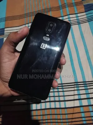 ওয়ানপ্লাস ৬ ১২৮ জিবি কালো