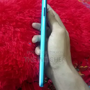 রিয়েলমি ৭আই ১২৮ জিবি নীল