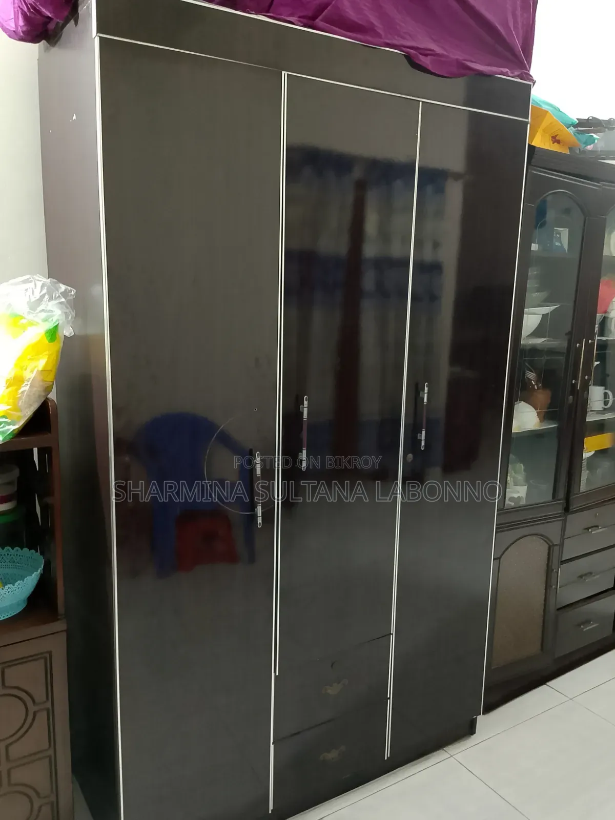 তিন পার্টের আলমারি