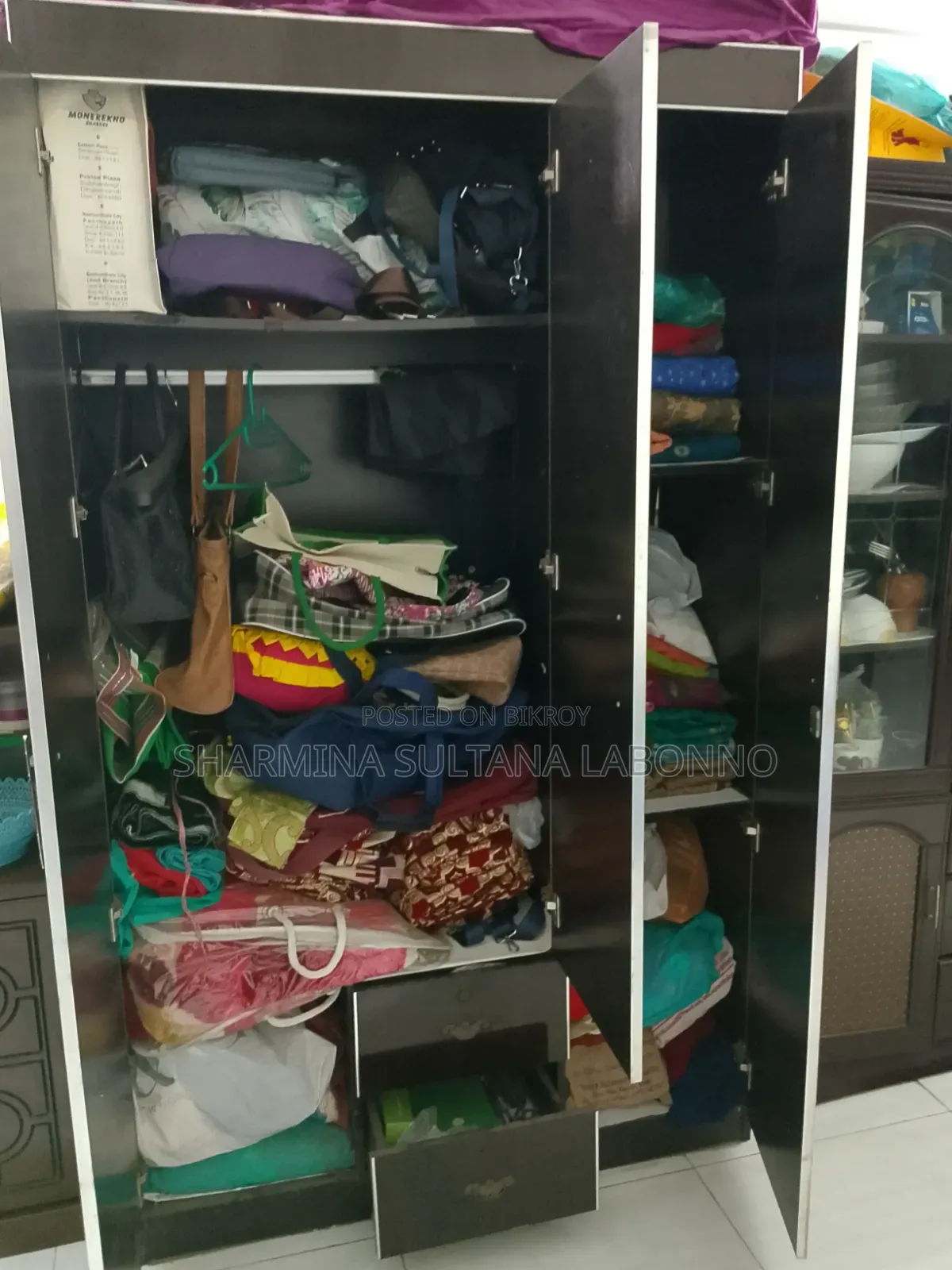 তিন পার্টের আলমারি