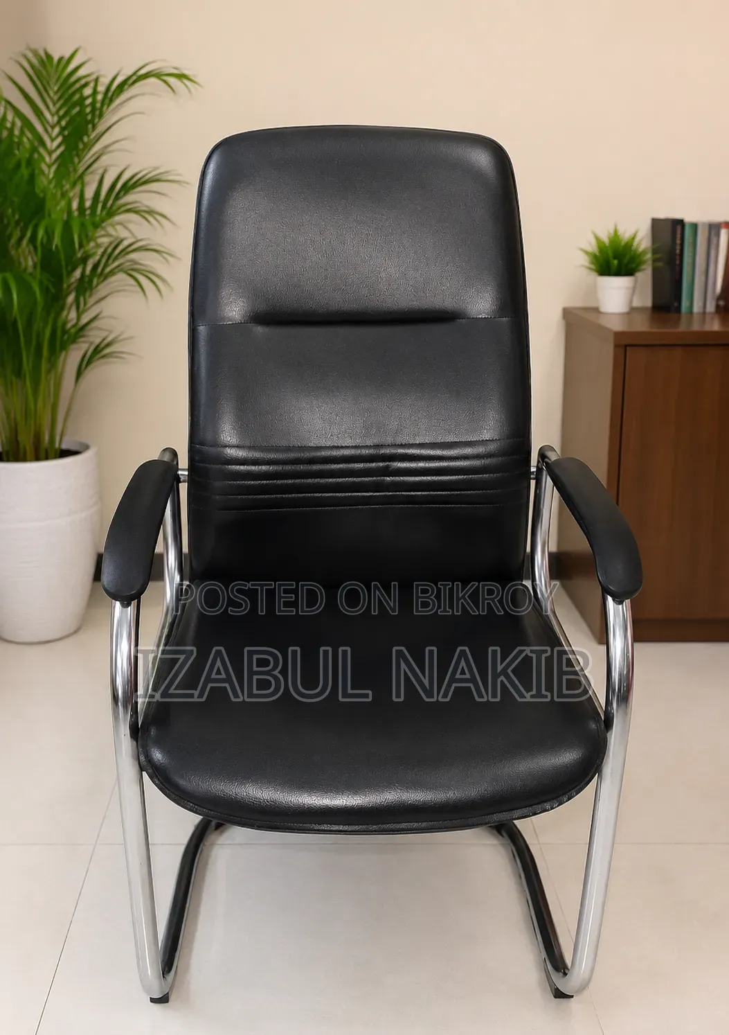 চেয়ার বিক্রয়।