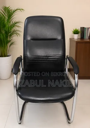 চেয়ার বিক্রয়।