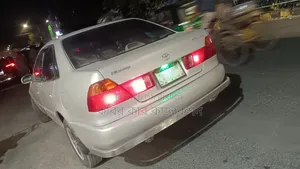 Toyota Corolla 1998 Beige